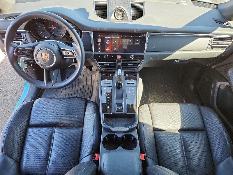 2022 PORSCHE MACAN 8