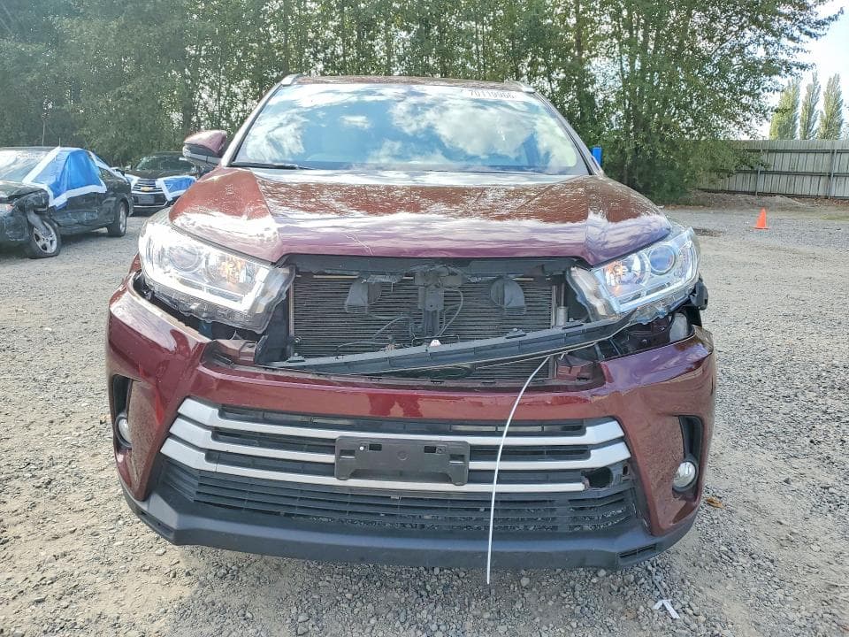 2018 TOYOTA HIGHLANDER XLE 5