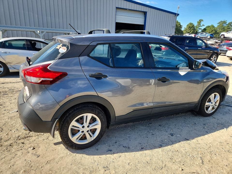2019 NISSAN KICKS S 3