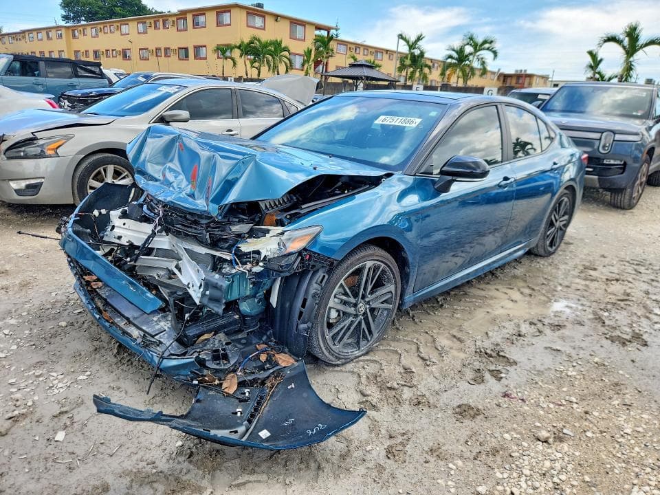2026 TOYOTA CAMRY XSE - 1