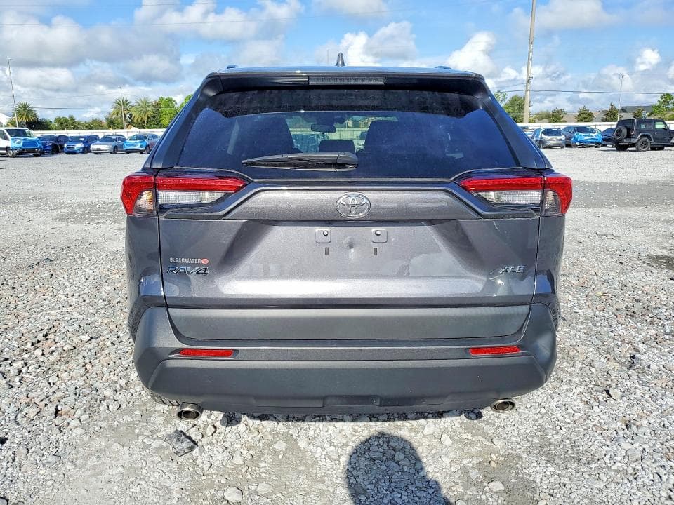 2020 TOYOTA RAV4 XLE PREMIUM 6