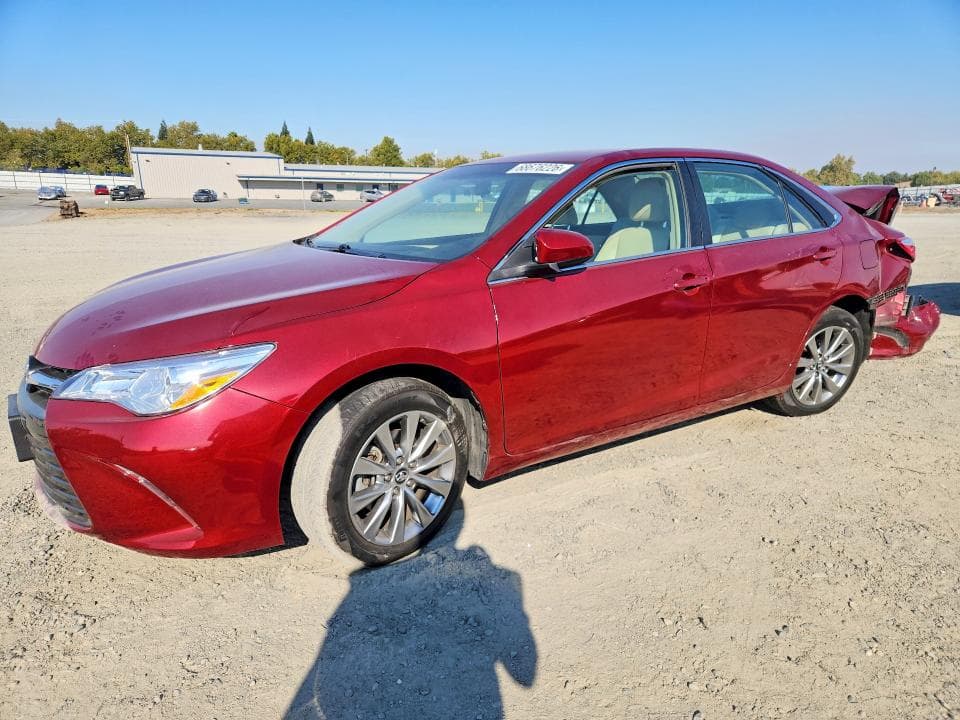 2017 TOYOTA CAMRY XLE