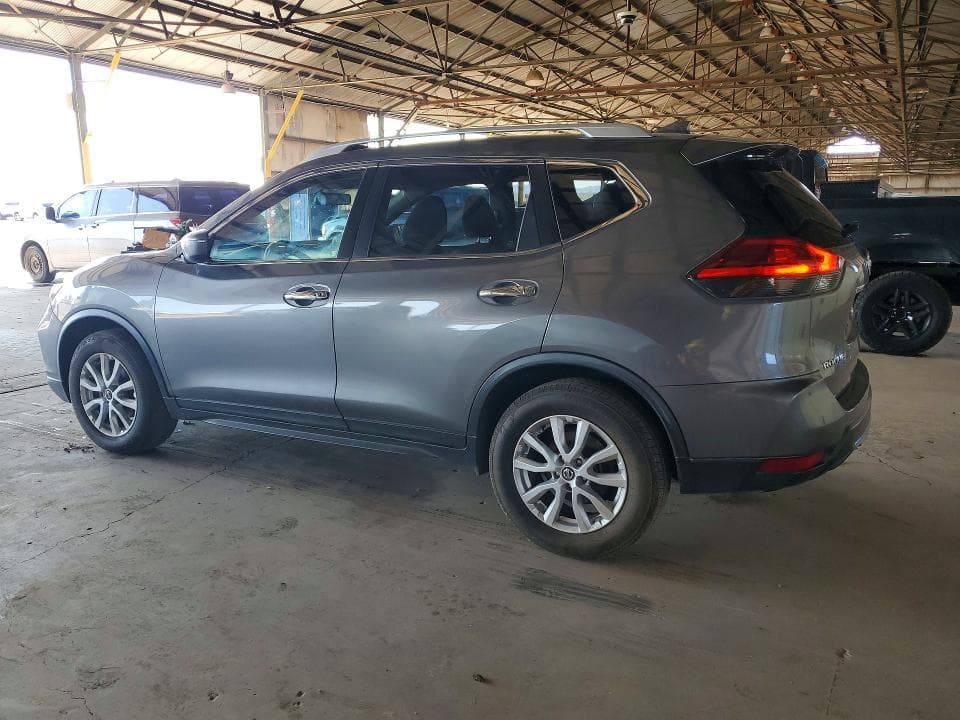 2017 NISSAN ROGUE SV 2