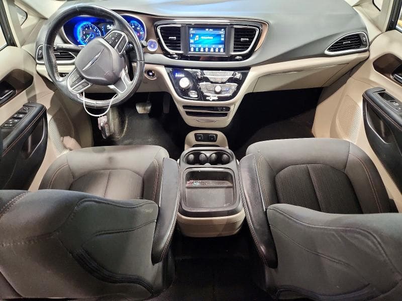 2019 CHRYSLER PACIFICA TOURING PLUS 8