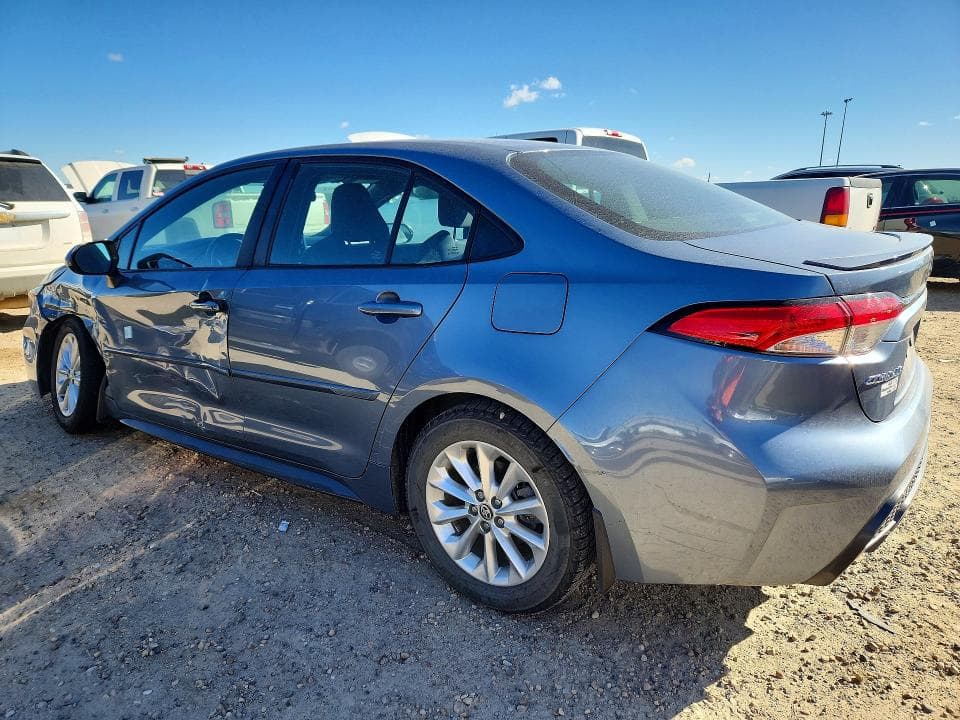 2021 TOYOTA COROLLA SE 2