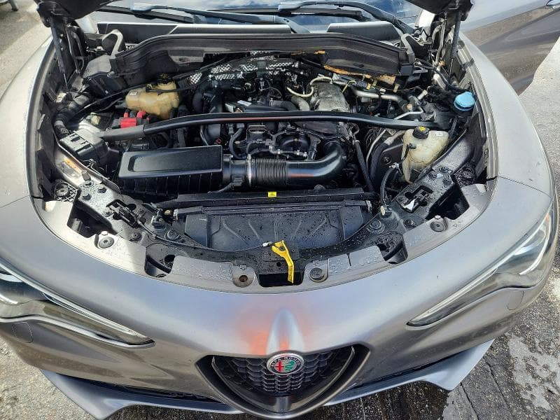 2019 ALFA ROMEO STELVIO 12