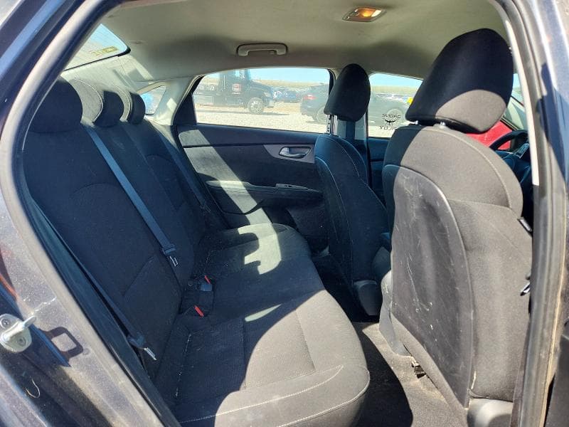 2021 KIA FORTE FE 10