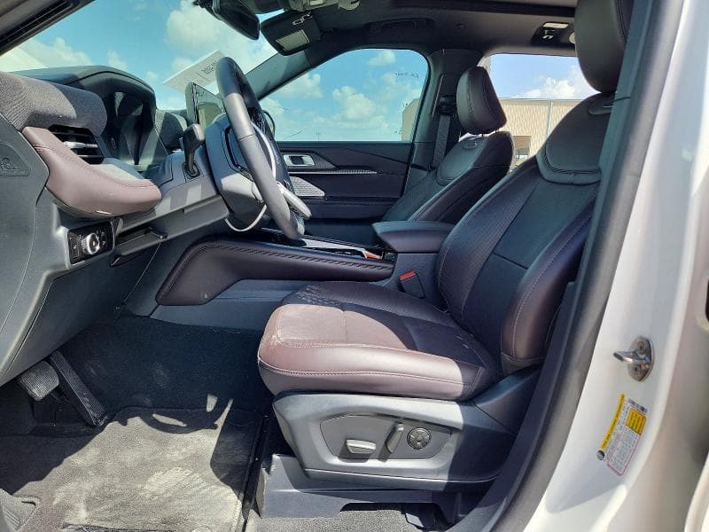 2025 FORD EXPLORER PLATINUM 7