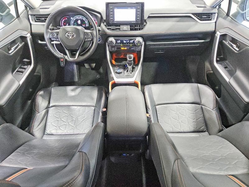 2022 TOYOTA RAV4 ADVENTURE 8