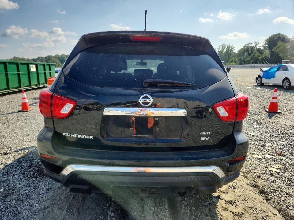 2018 NISSAN PATHFINDER SV 6