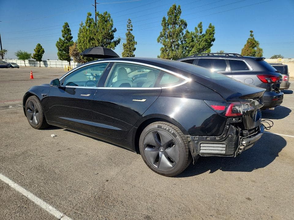 2018 TESLA MODEL 3 2