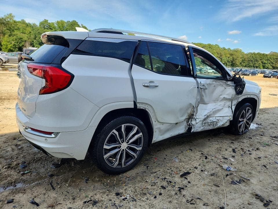 2019 GMC TERRAIN DENALI 3