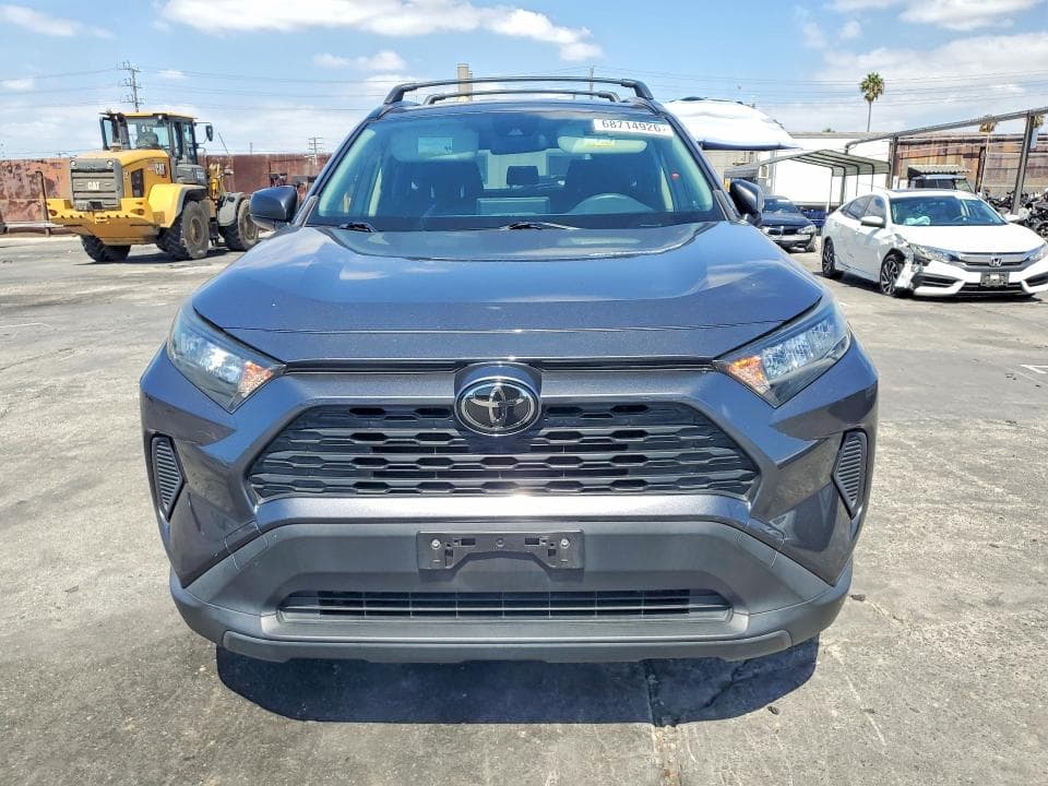 2019 TOYOTA RAV4 LE 5