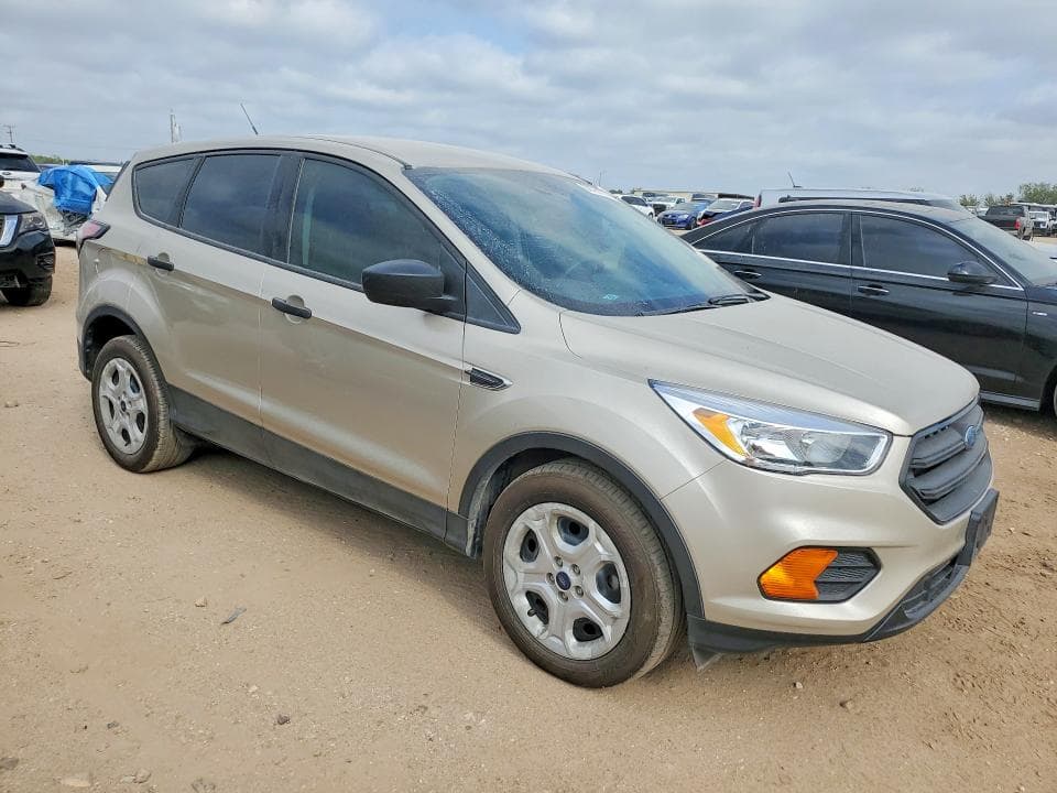 2017 FORD ESCAPE S 4