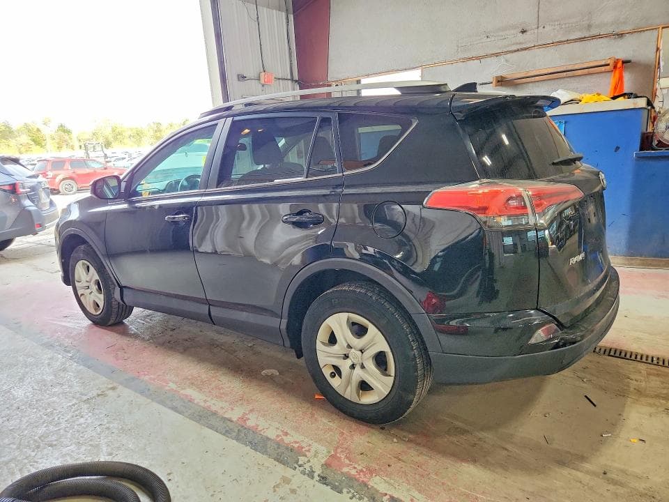 2017 TOYOTA RAV4 LE 2