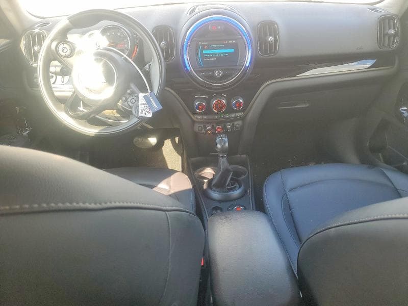 2019 MINI COOPER COUNTRYMAN 8