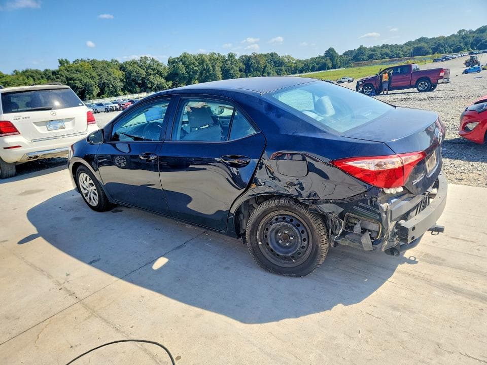 2018 TOYOTA COROLLA LE 2