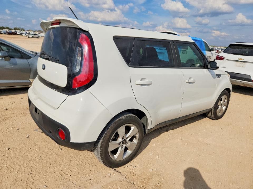 2018 KIA SOUL BASE 3