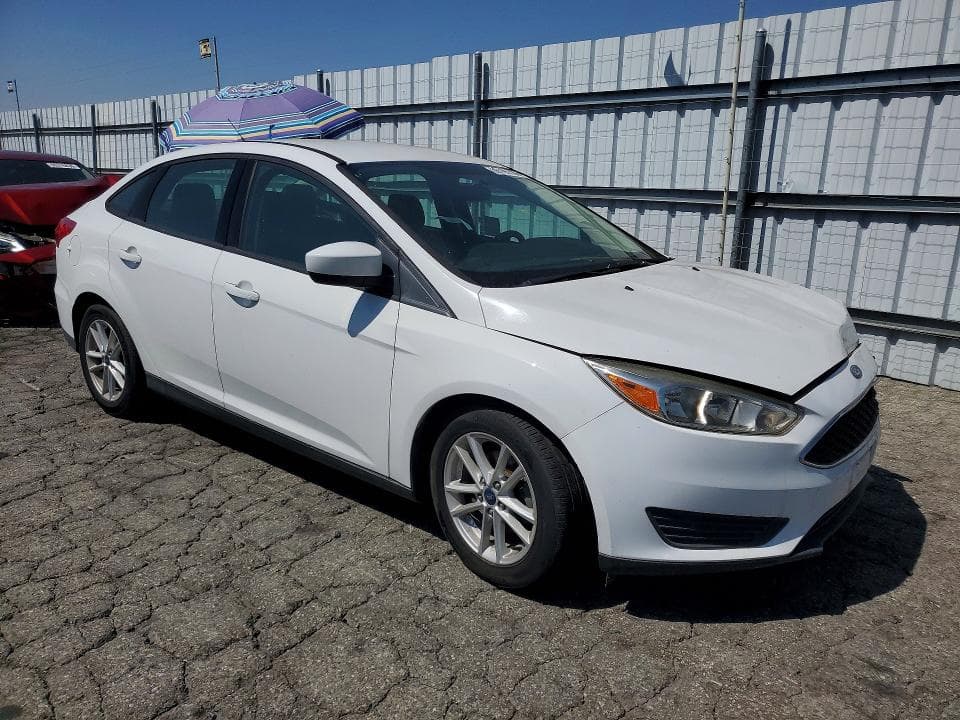 2018 FORD FOCUS SE 4
