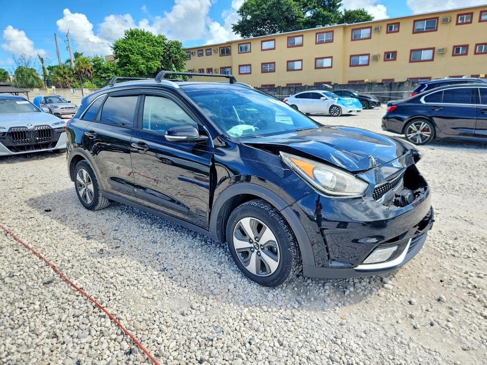 2018 KIA NIRO EX 4