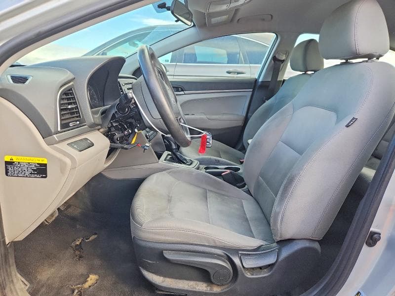 2017 HYUNDAI ELANTRA SE 7