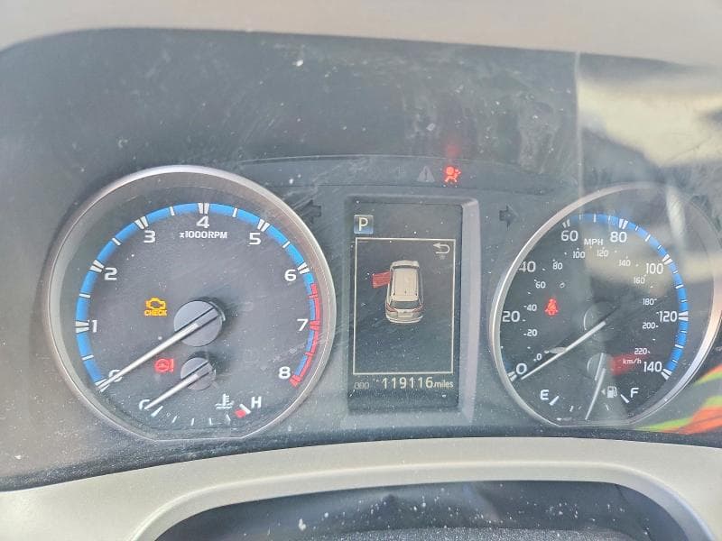 2017 TOYOTA RAV4 LE 9