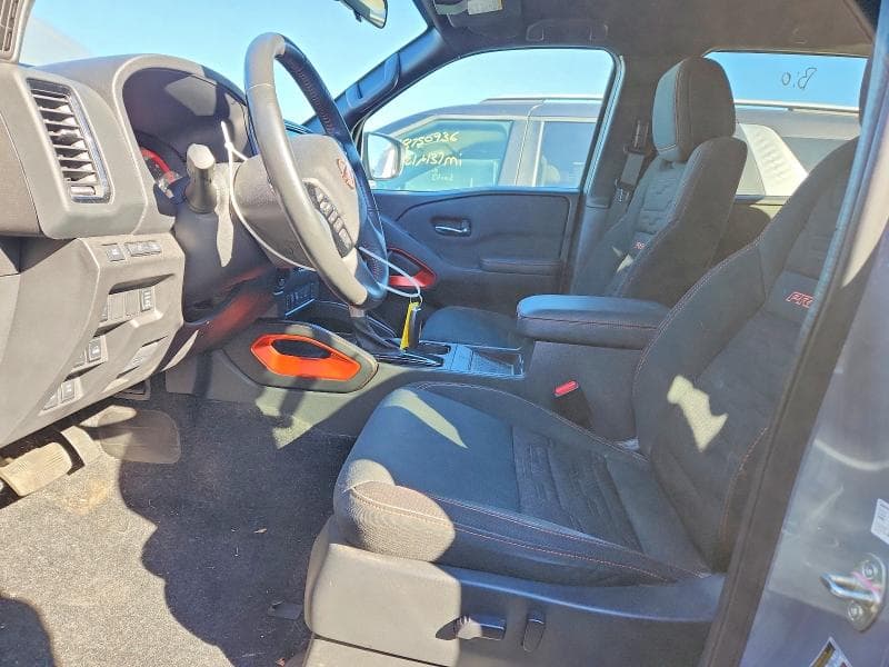 2023 NISSAN FRONTIER PRO-4X 7