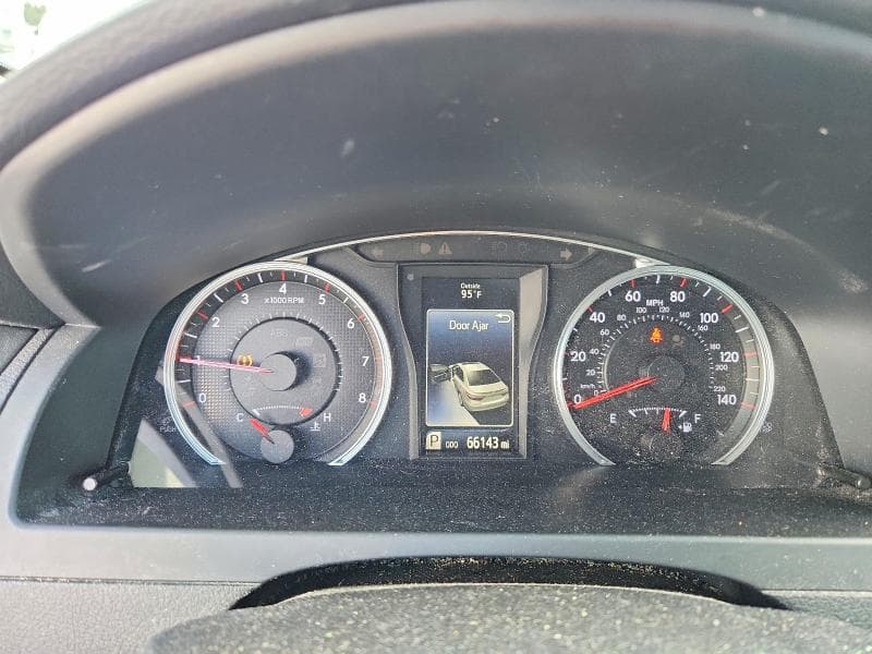2017 TOYOTA CAMRY XSE 9