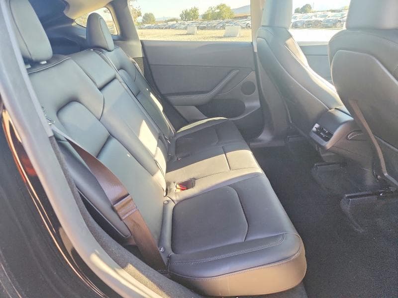 2024 TESLA MODEL Y 11