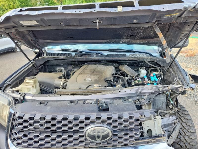 2018 TOYOTA TUNDRA SR5 11