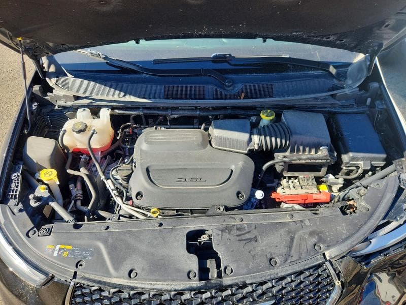 2023 CHRYSLER PACIFICA TOURING L 12