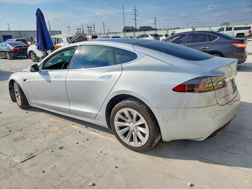 2018 TESLA MODEL S 2