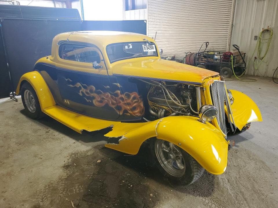1934 FORD COUPE 4