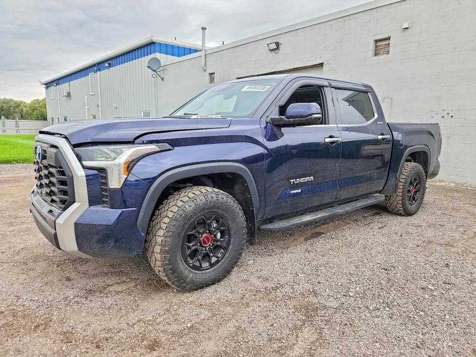 2022 TOYOTA TUNDRA CREWMAX LIMITED
