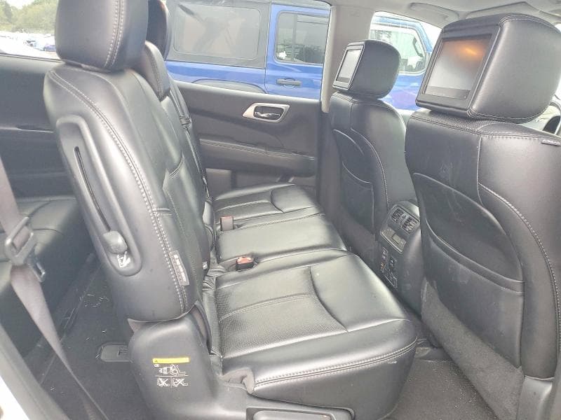 2018 NISSAN PATHFINDER PLATINUM 11