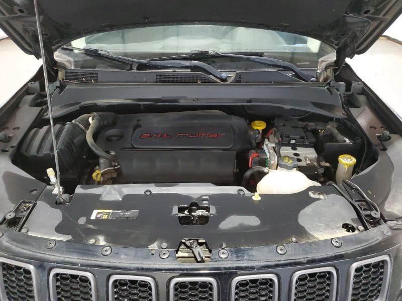 2018 JEEP COMPASS TRAILHAWK 11