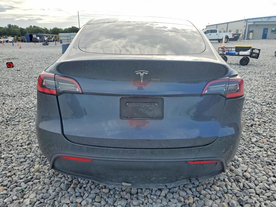 2021 TESLA MODEL Y 6