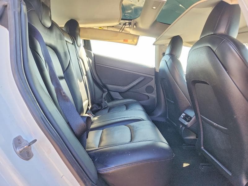 2022 TESLA MODEL 3 10