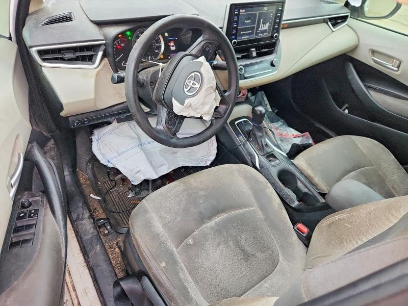 2020 TOYOTA COROLLA LE 8