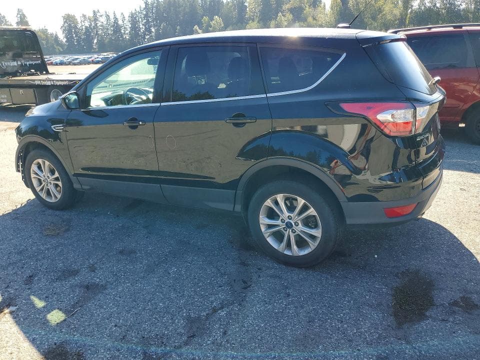 2017 FORD ESCAPE SE 2