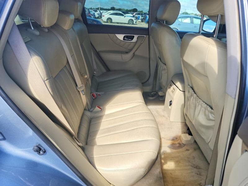 2017 INFINITI QX70 BASE 11