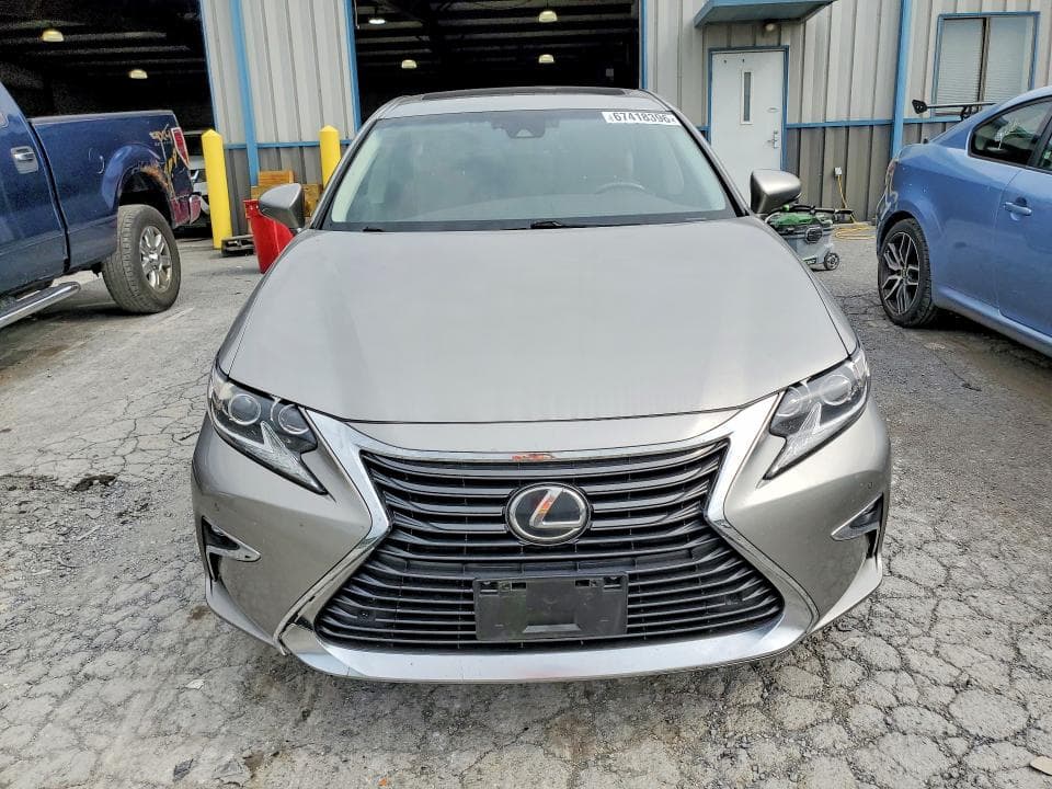 2017 LEXUS ES 350 5