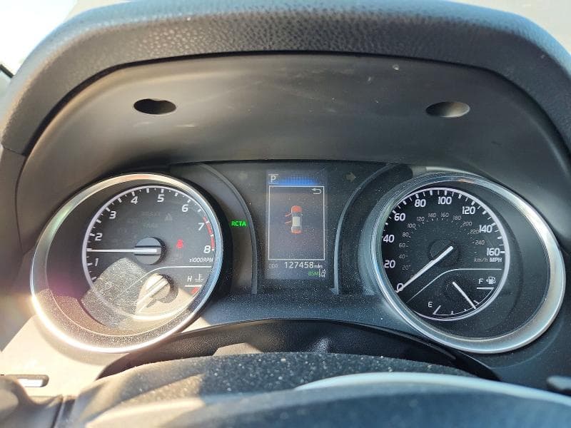 2018 TOYOTA CAMRY SE 9