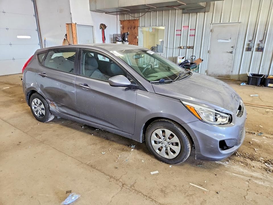 2017 HYUNDAI ACCENT SE 4