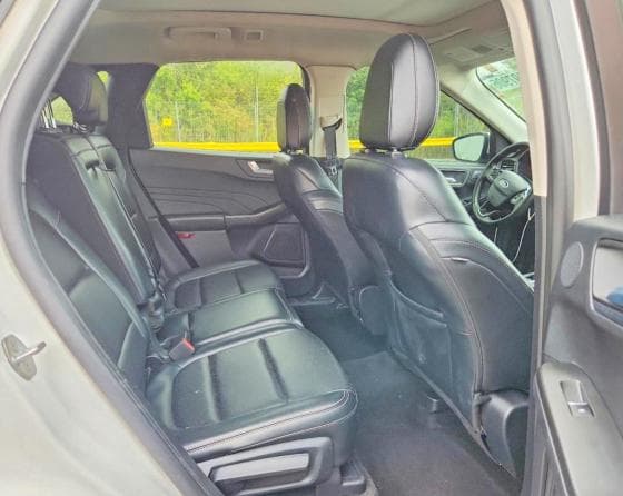 2021 FORD ESCAPE SEL 11