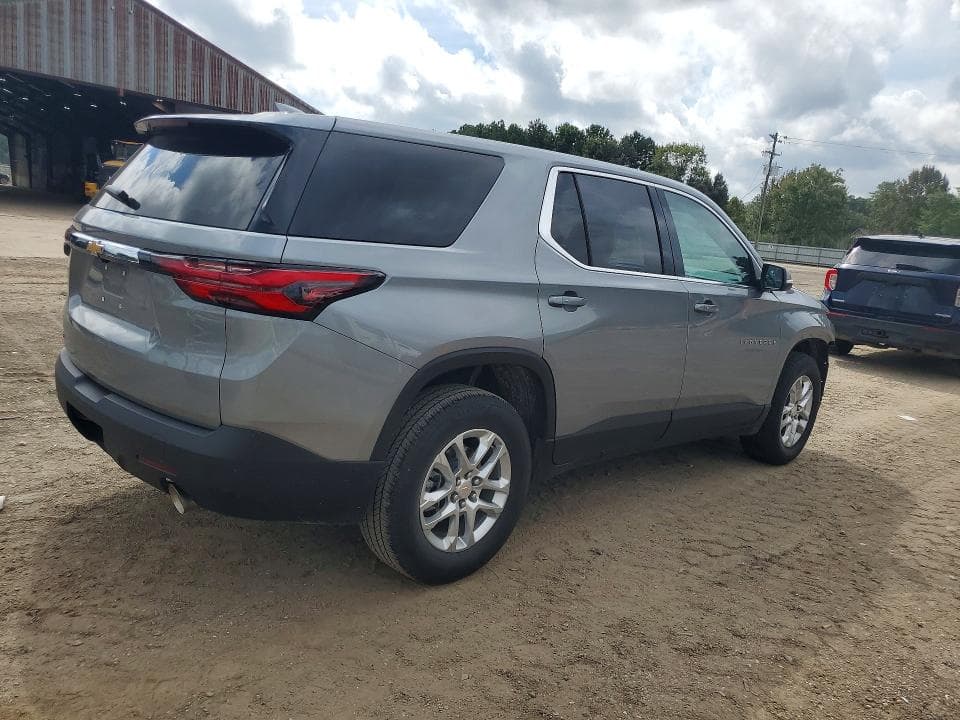 2023 CHEVROLET TRAVERSE LS 3