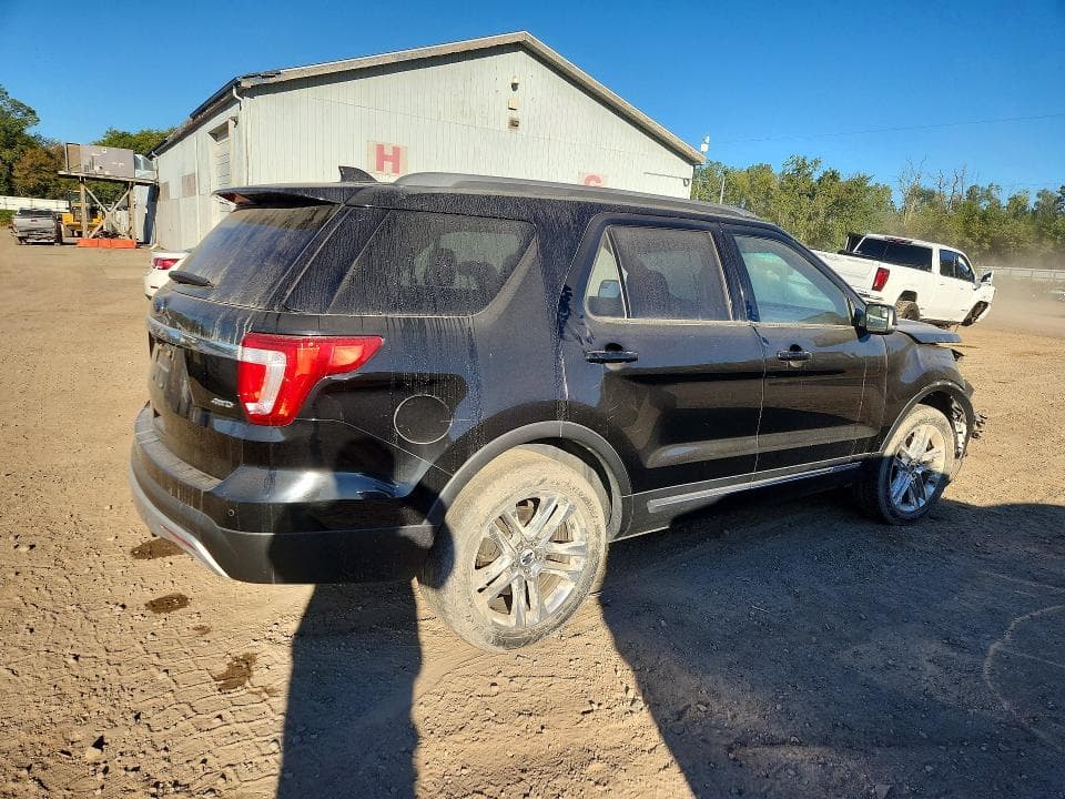 2017 FORD EXPLORER XLT 3
