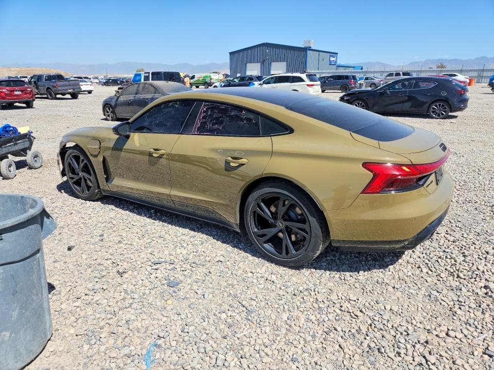 2024 AUDI E-TRON GT PREMIUM PLUS 2
