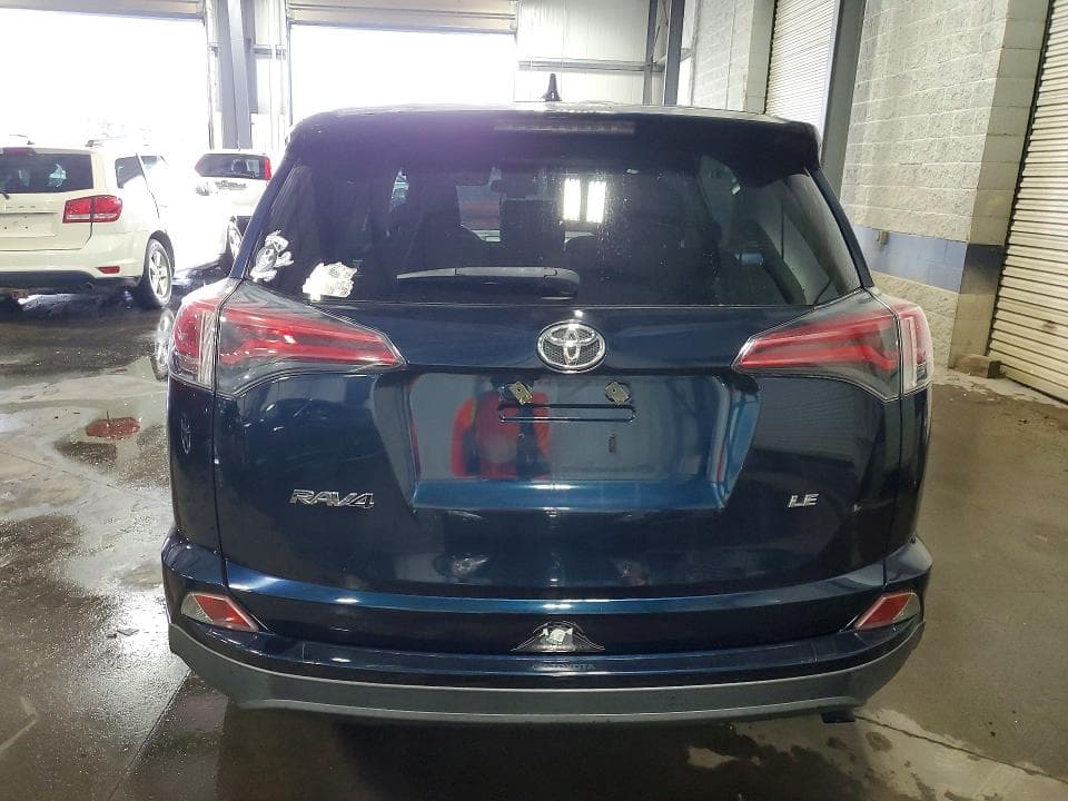 2018 TOYOTA RAV4 LE 6