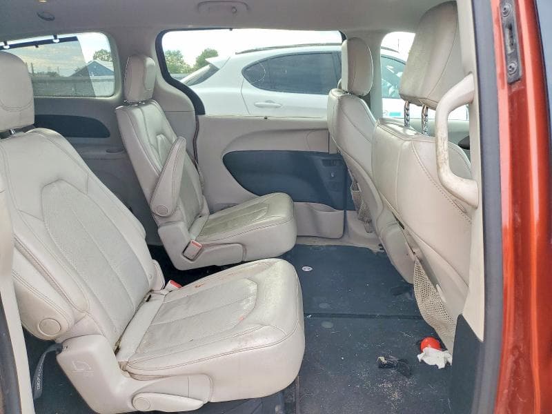 2018 CHRYSLER PACIFICA TOURING L PLUS 11